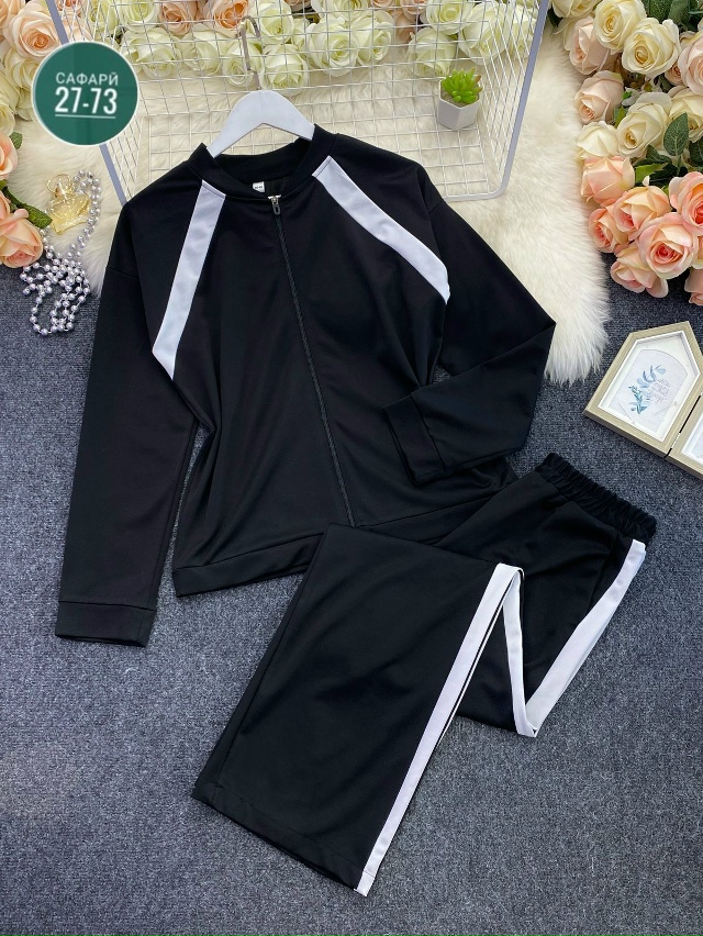 Спортивный костюм 23029444