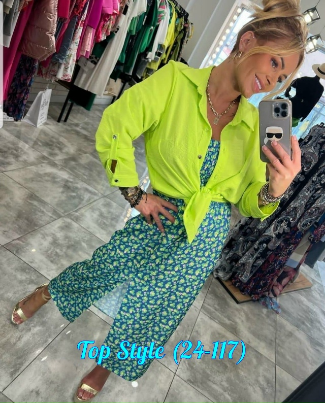 Костюм 23029372