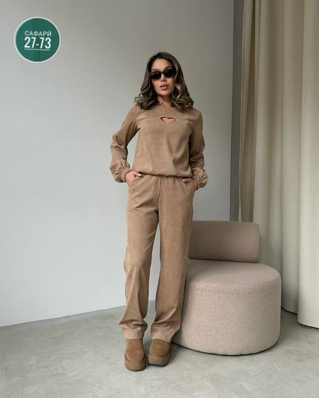 Костюм 23029438