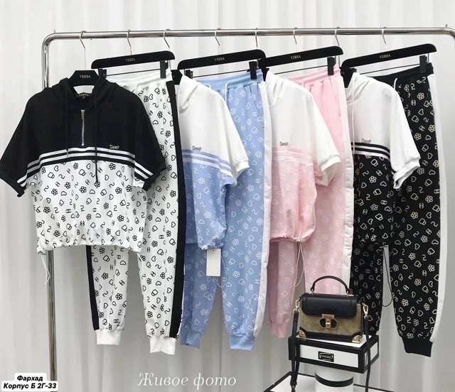 Спортивный костюм 23028978