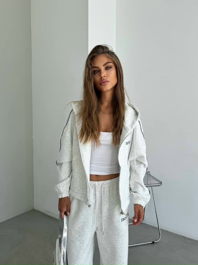 Спортивный костюм 23031018