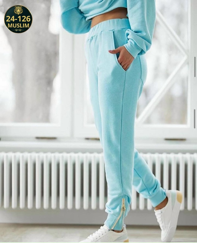 Спортивный костюм 23034828