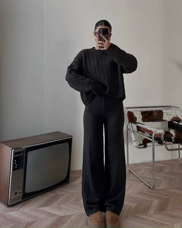 Костюм 23035362