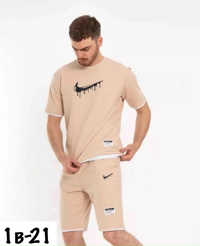 Спортивный костюм 23036861