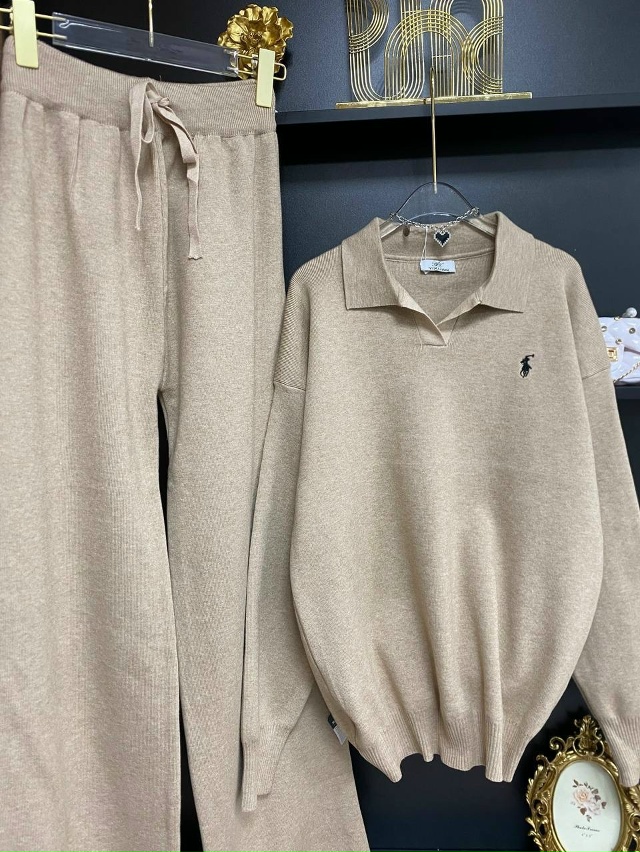 Спортивный костюм 23039118