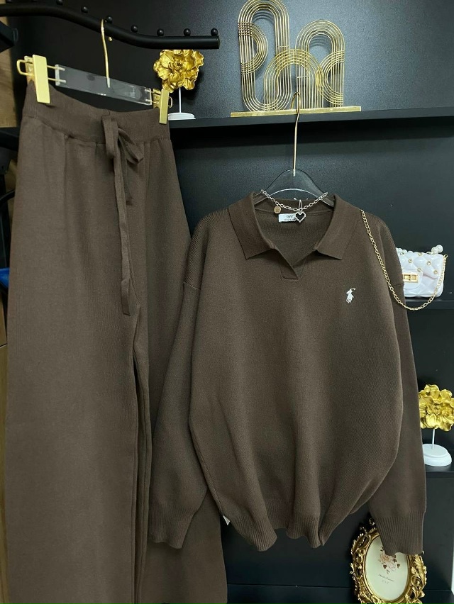 Спортивный костюм 23039118