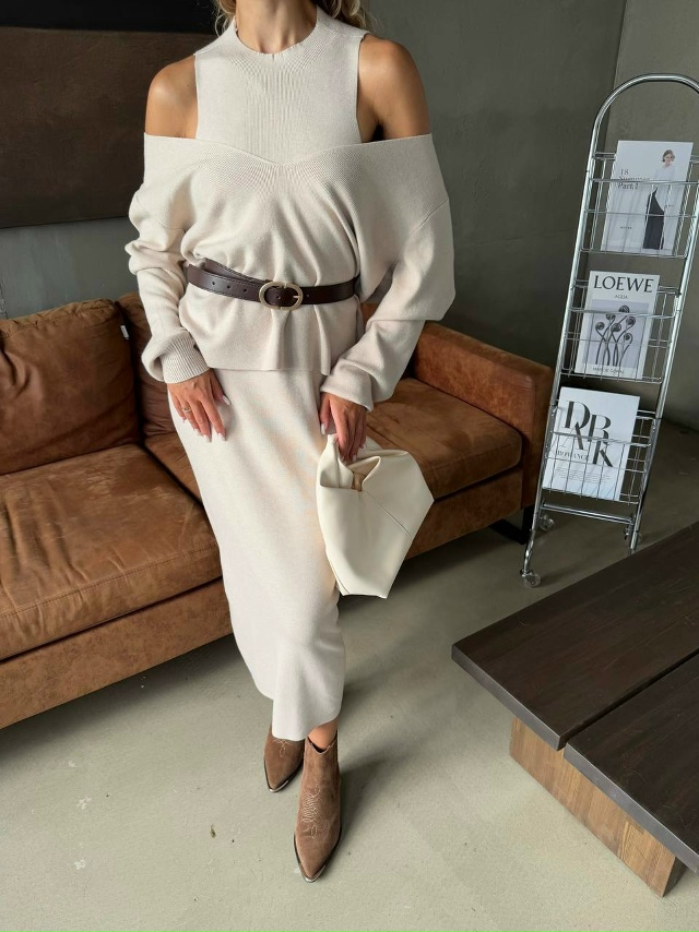 Костюм 23041100