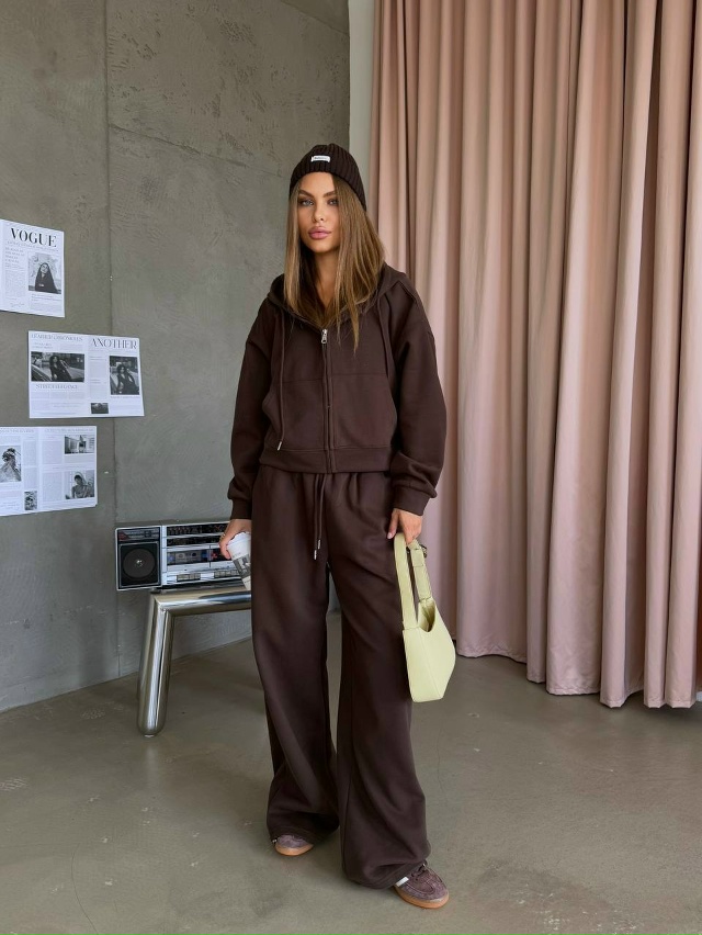 Спортивный костюм 23041601