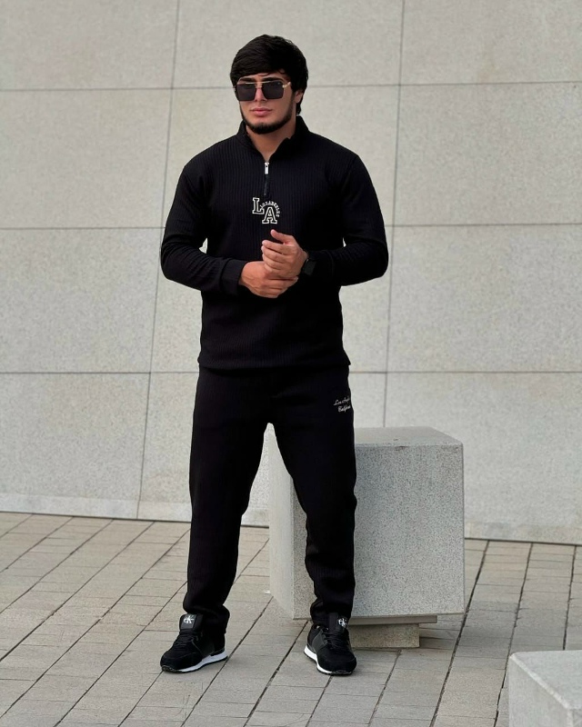 Спортивный костюм 23046499