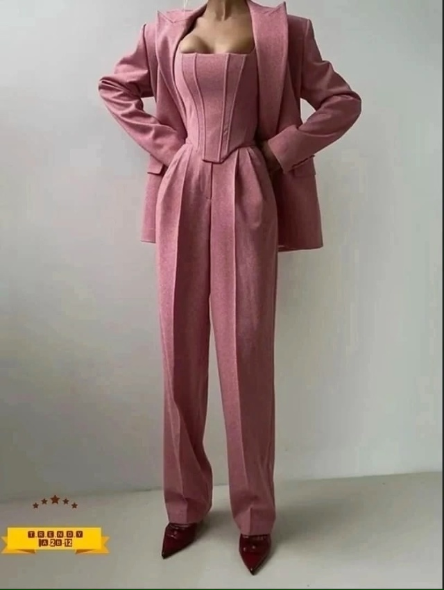 Костюм 23048483