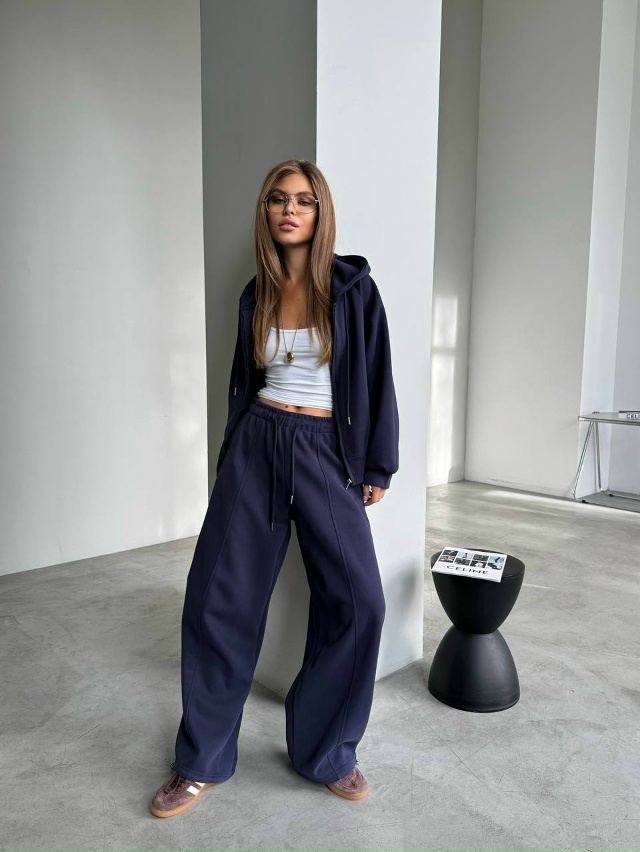 Спортивный костюм 23048799