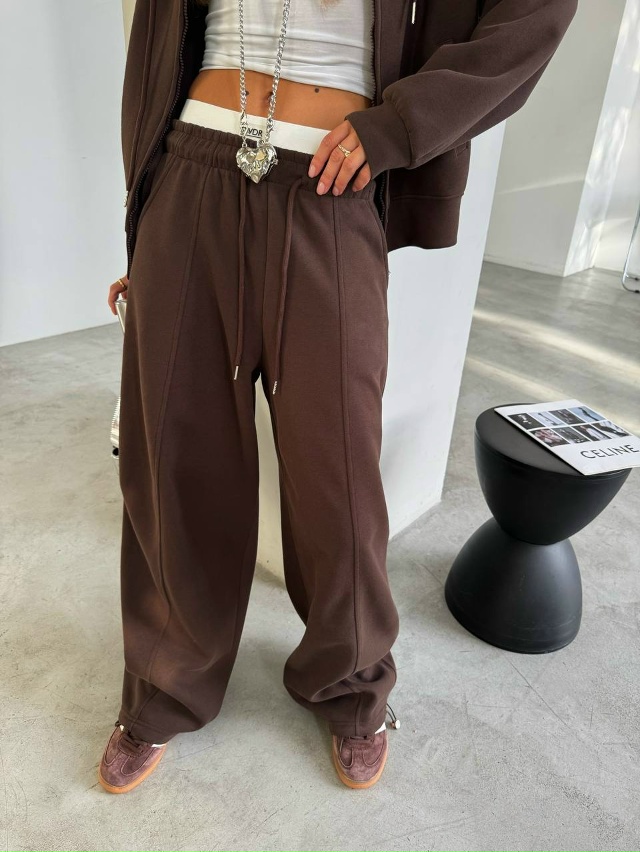 Спортивный костюм 23048739