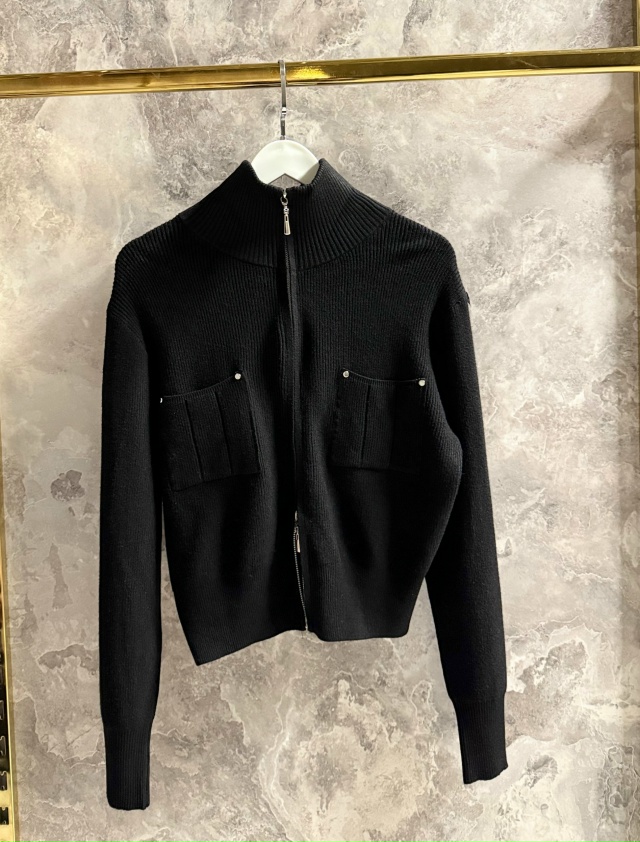 Свитер 23048918