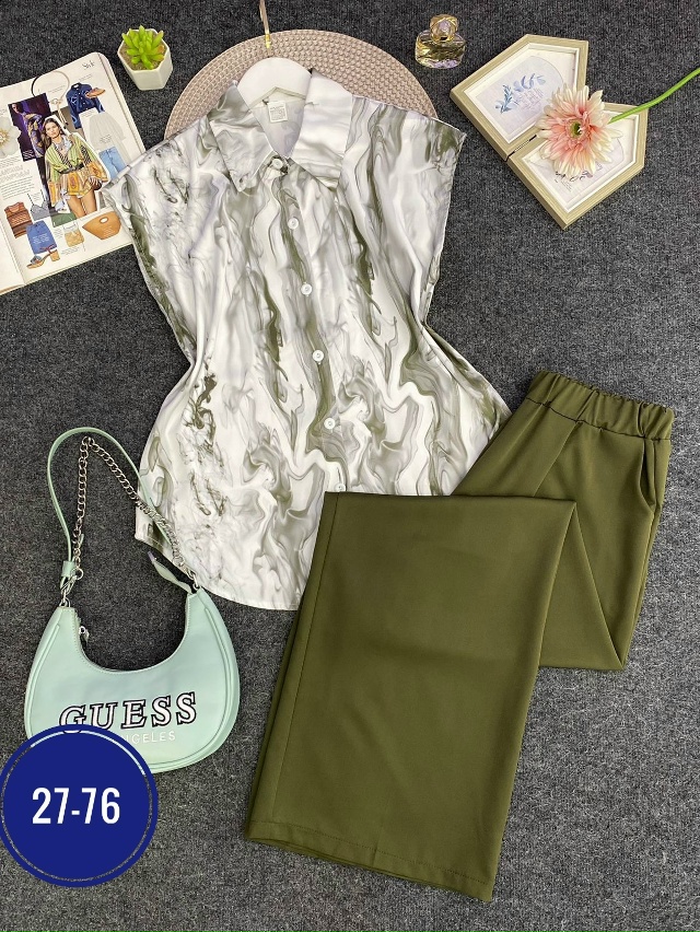 Костюм 23049251