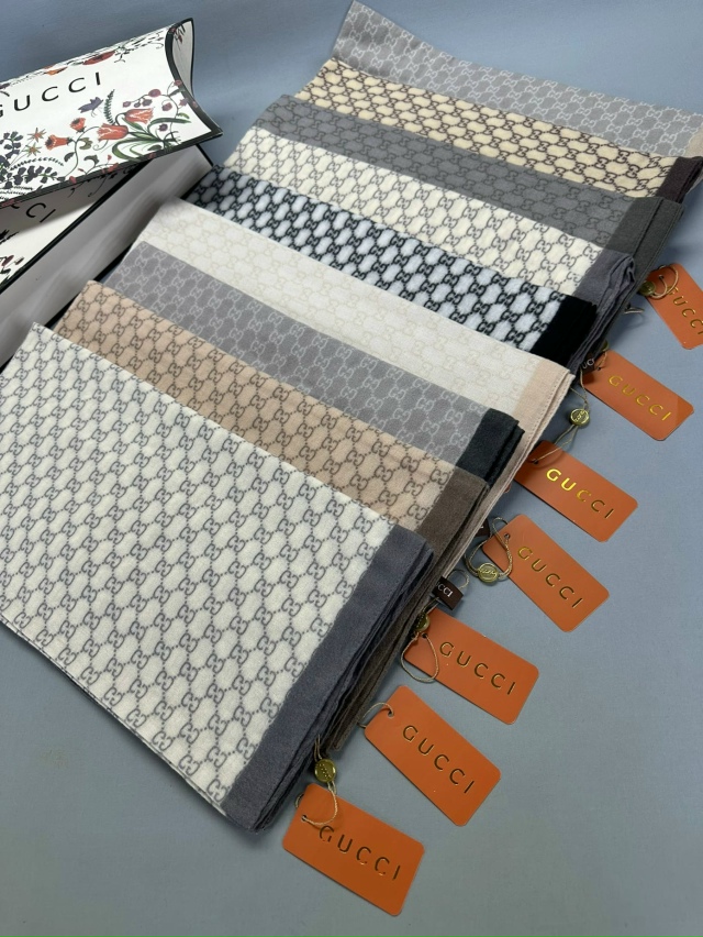 Платок 23050473