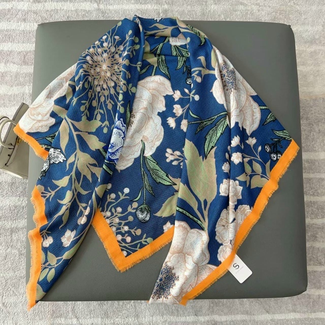 Платок 23052909