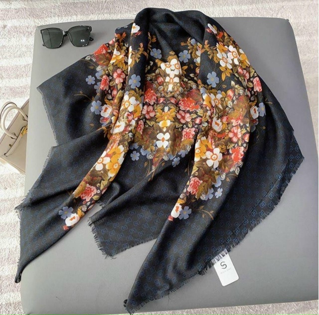 Платок 23052907