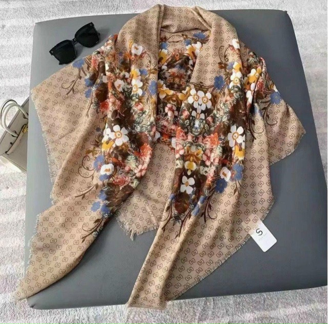 Платок 23052907