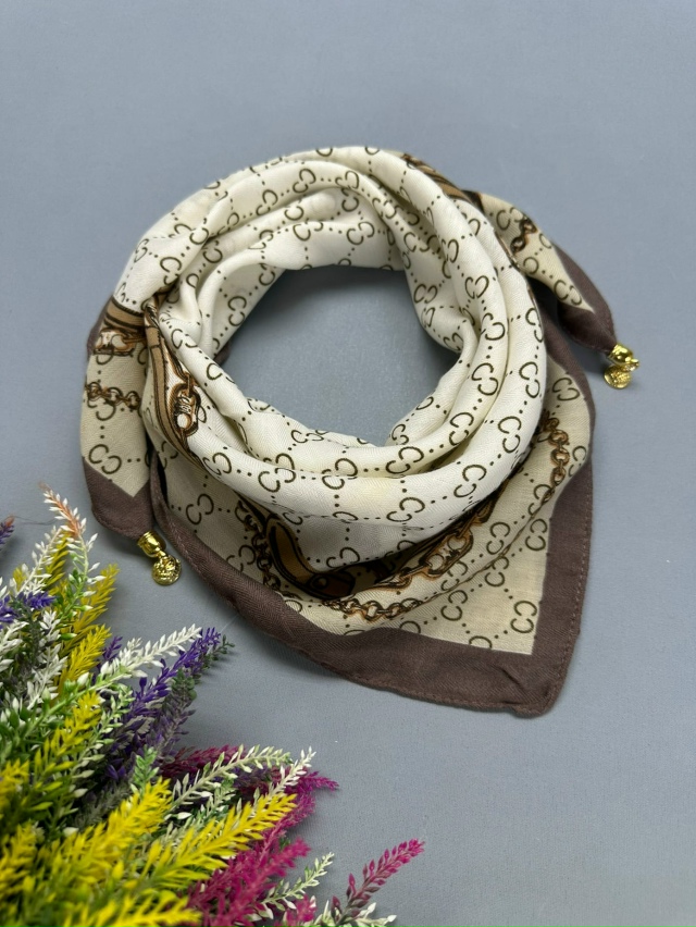 Платок 23054350