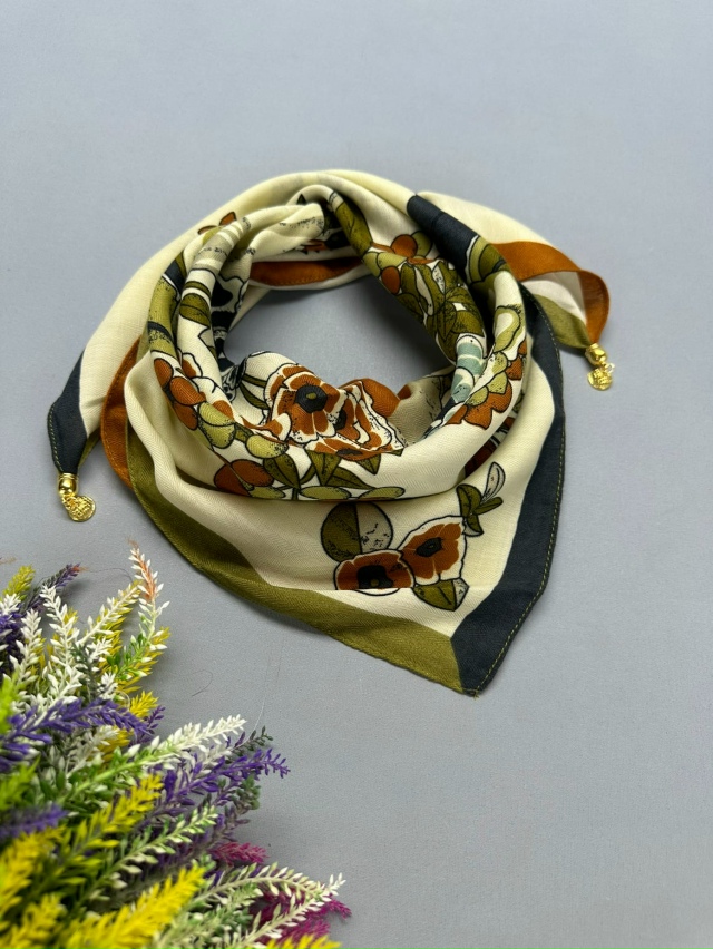 Платок 23054348