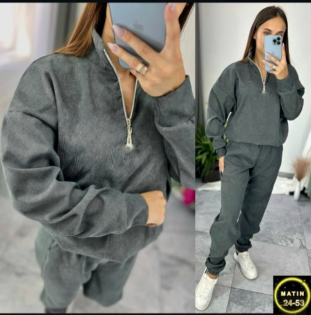 Спортивный костюм 23062876