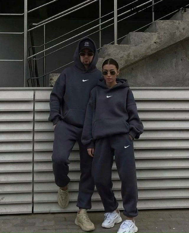 Спортивный костюм 23066468