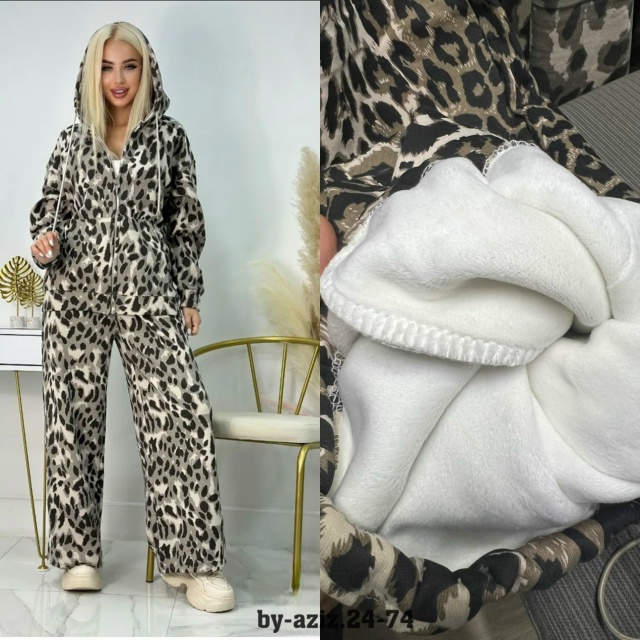 Спортивный костюм 23067629