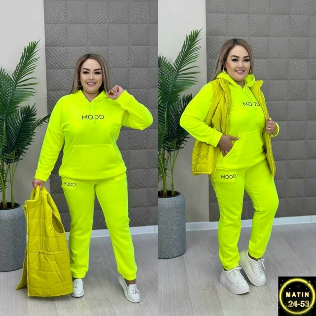 Спортивный костюм 23076435