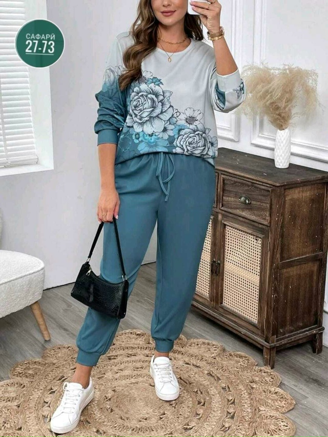 Спортивный костюм 23080415