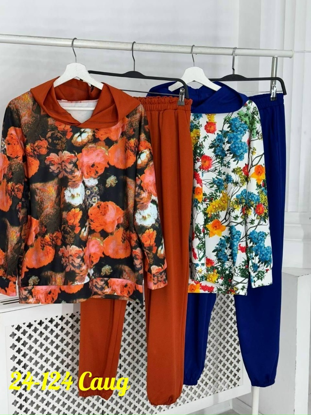 Спортивный костюм 23083377