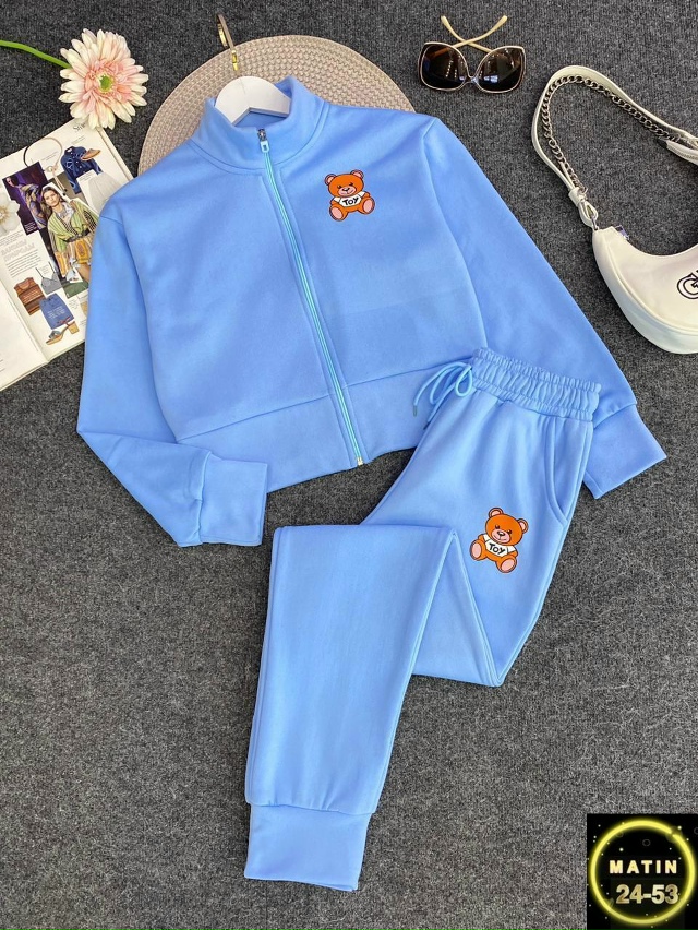 Спортивный костюм 23082820