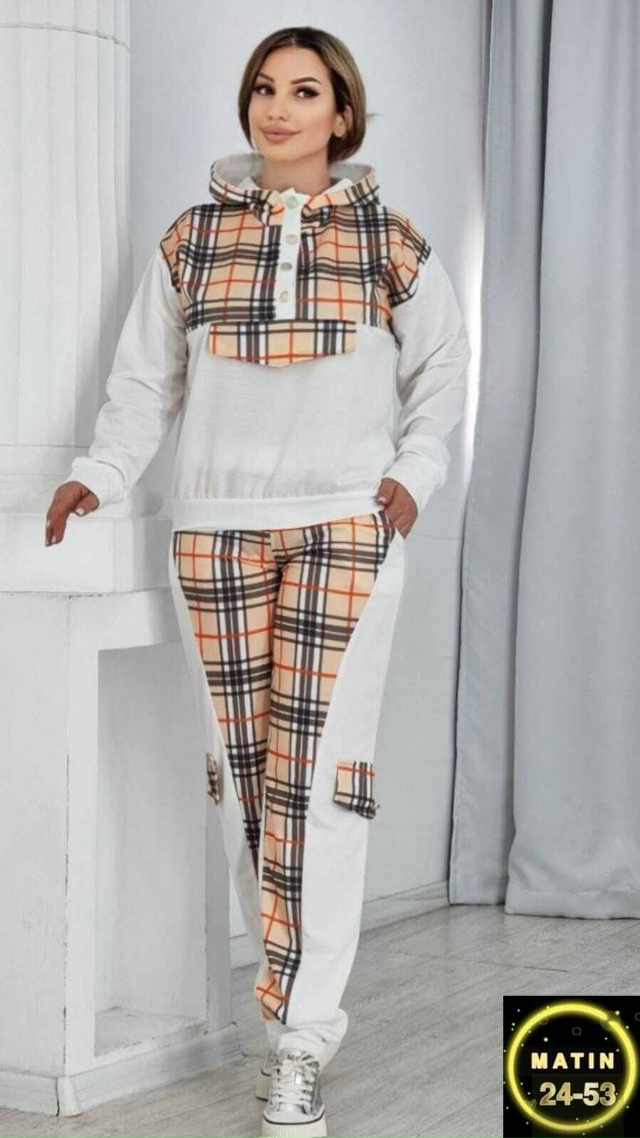 Спортивный костюм 23082819