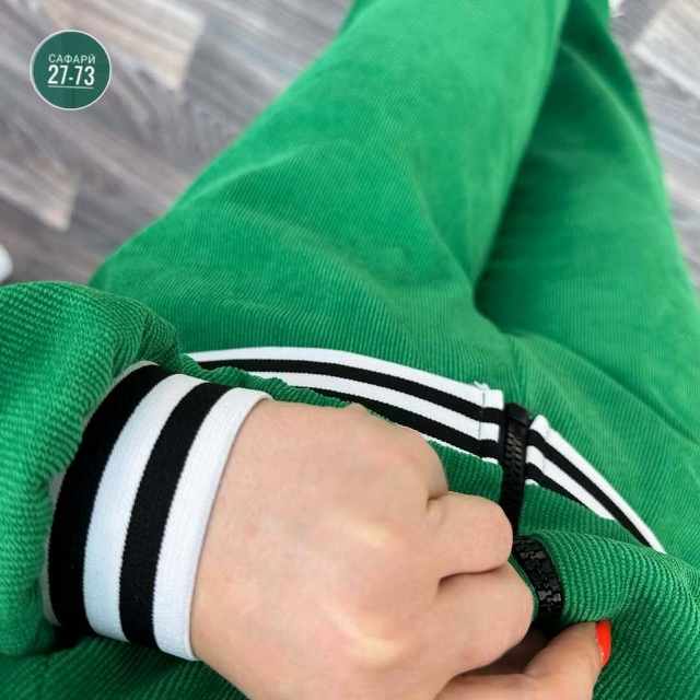 Спортивный костюм 23088301