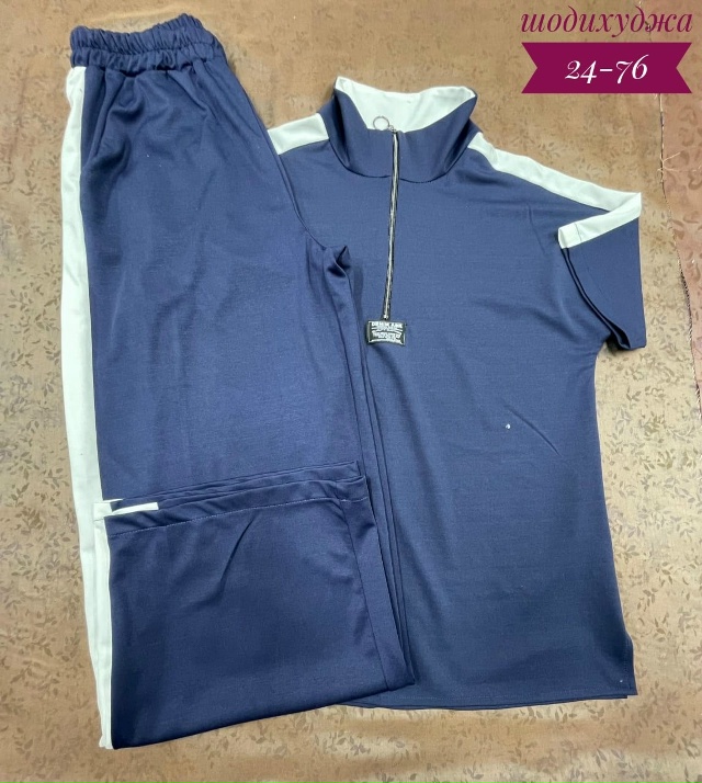 Спортивный костюм 23089373