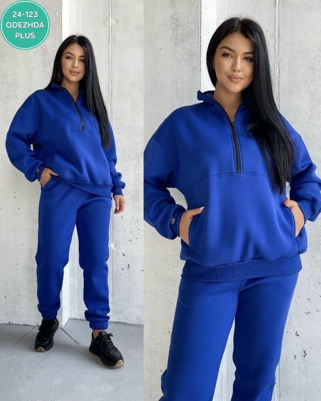 Спортивный костюм 23089435