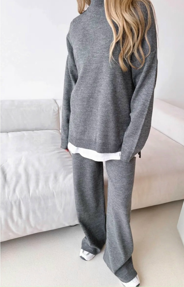 Костюм 23090569