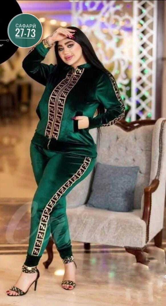 Спортивный костюм 23092202