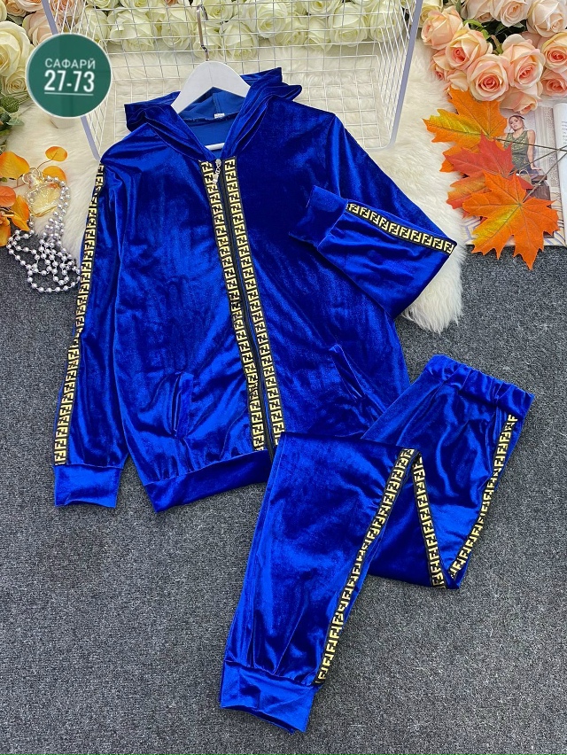 Спортивный костюм 23092202