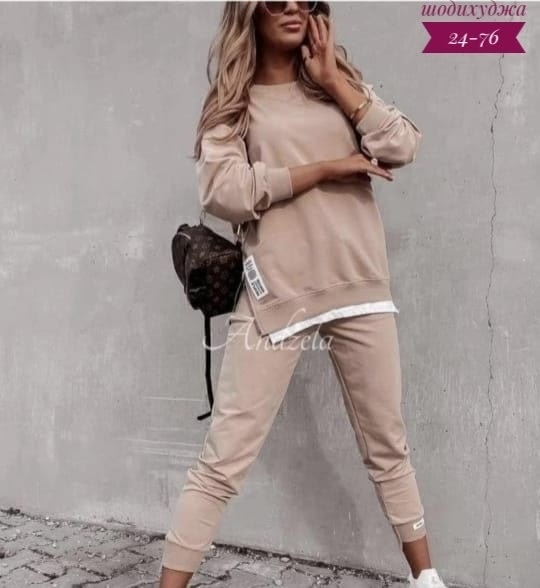 Спортивный костюм 23093604