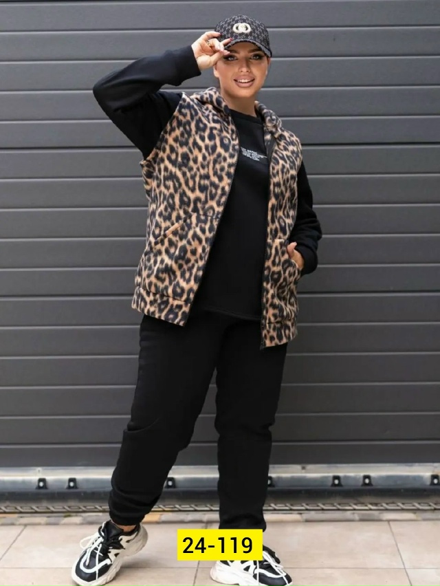 Спортивный костюм 23093566