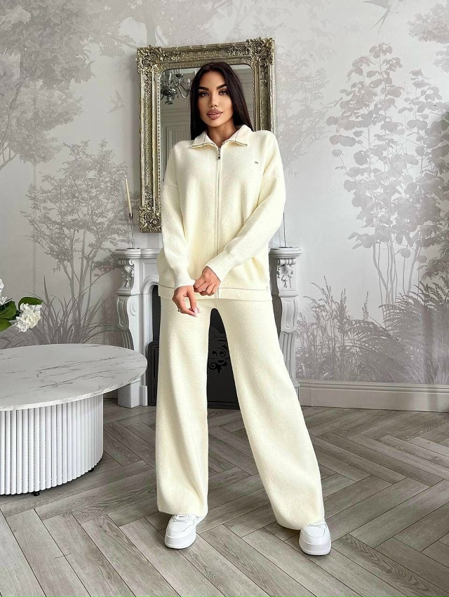 Костюм 23096415