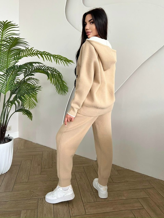 Костюм 23096420