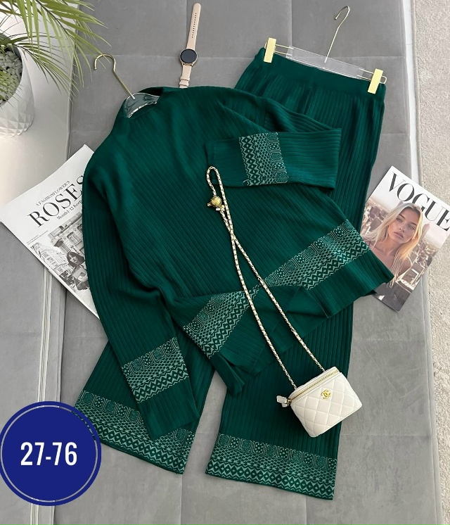 Костюм 23100091