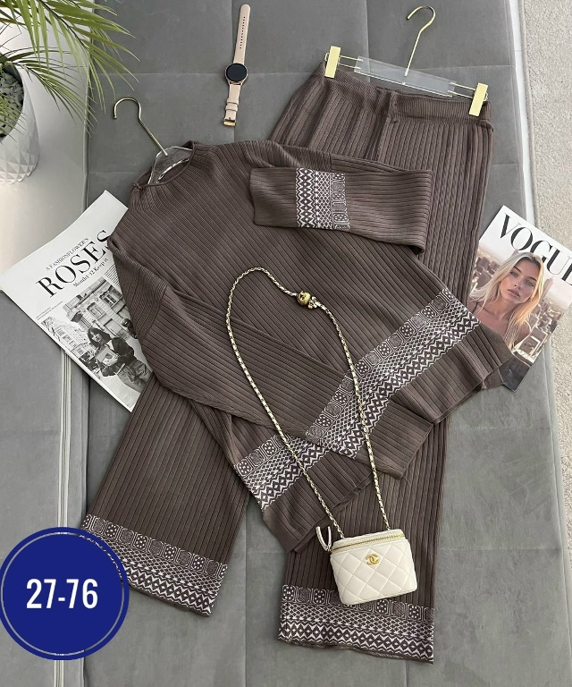 Костюм 23100091