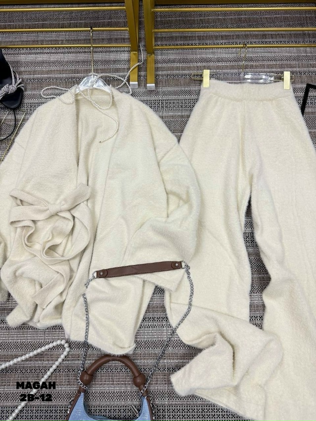 Костюм 23100504