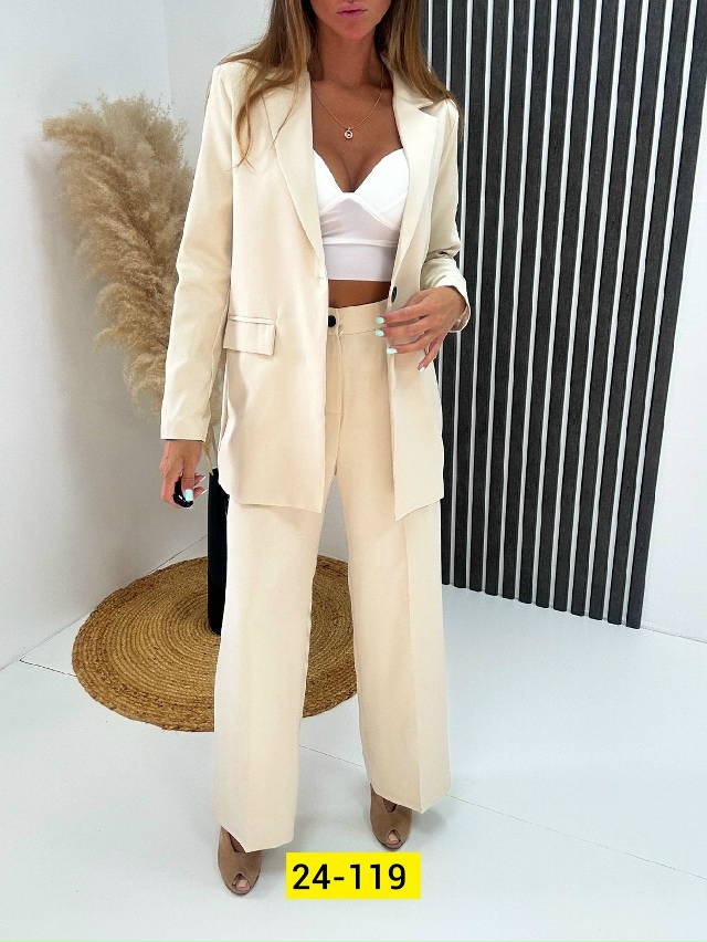 Костюм 23100345