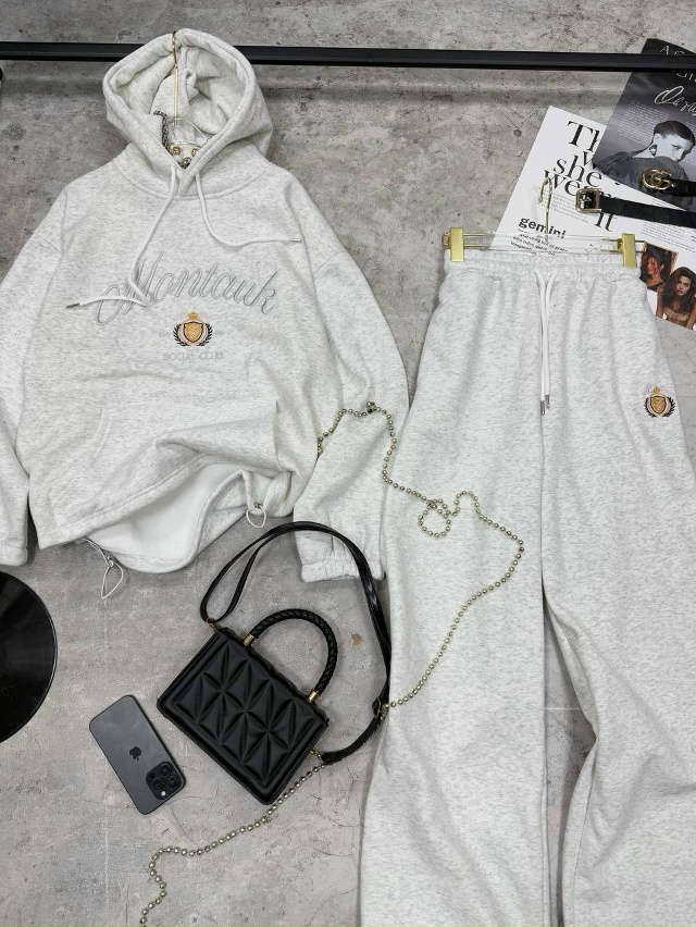 Спортивный костюм 23101378