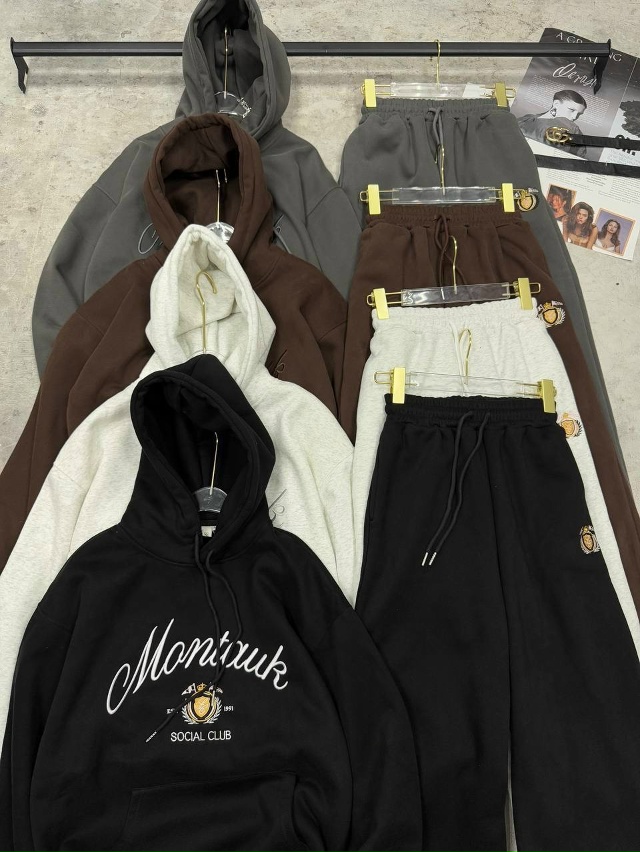 Спортивный костюм 23101378