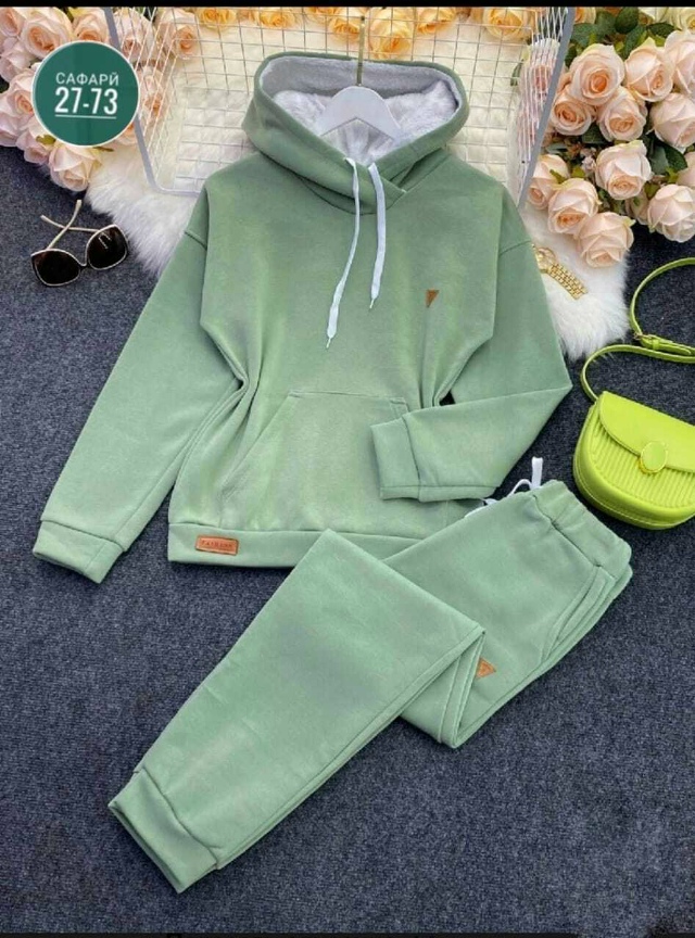 Спортивный костюм 23102669