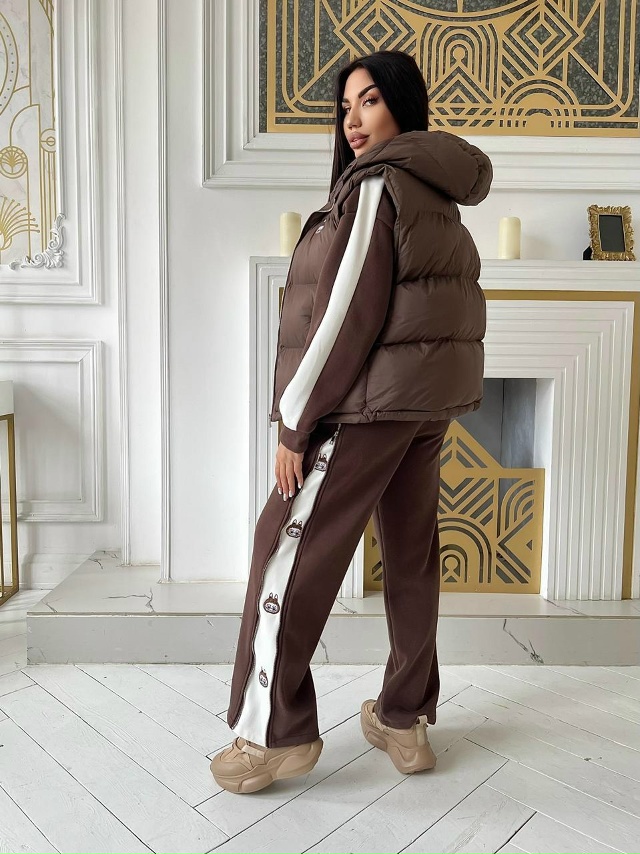 Спортивный костюм 23105453